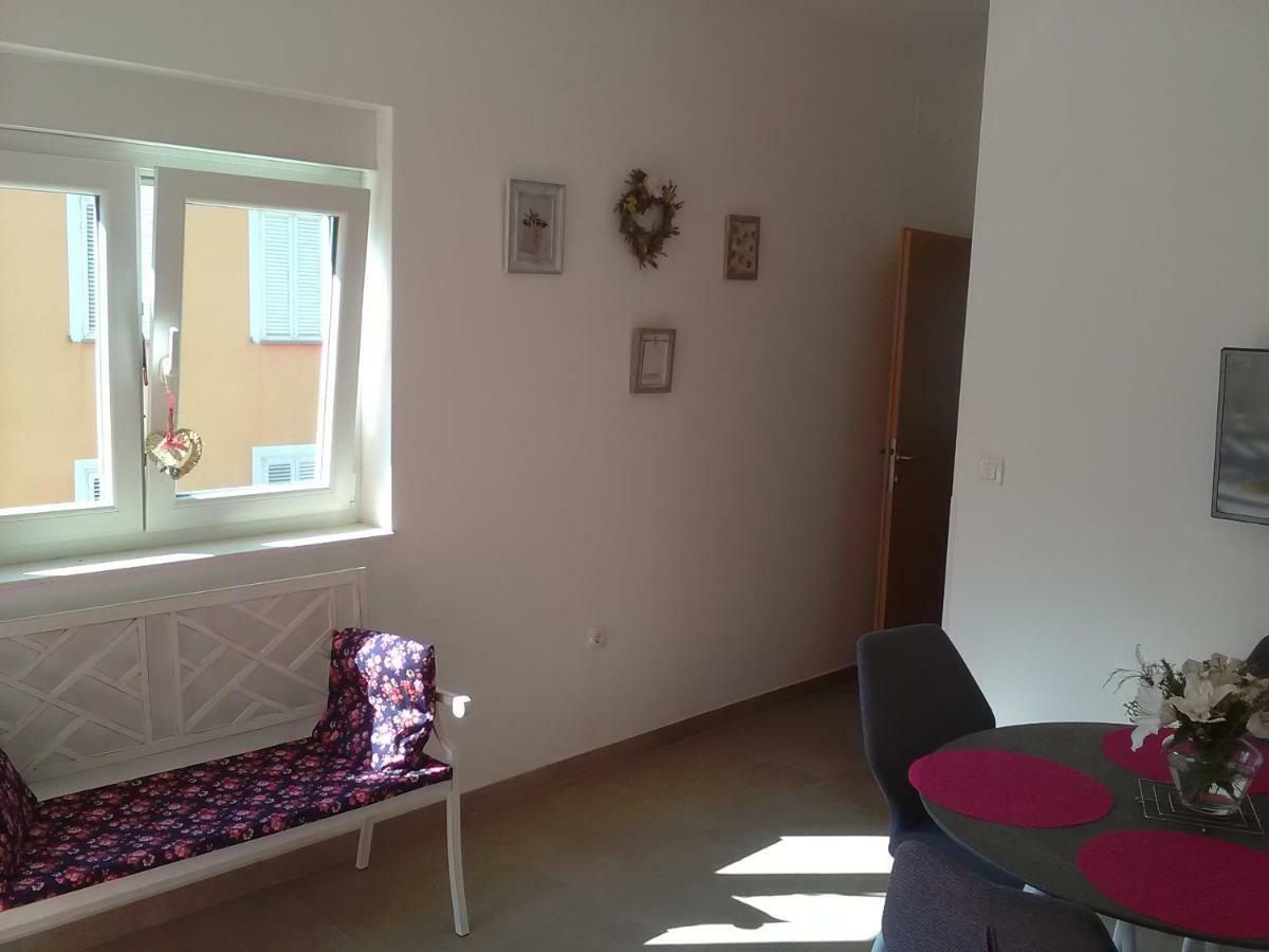 הוילה פרקו Podvrsina1A Rosa מראה חיצוני תמונה